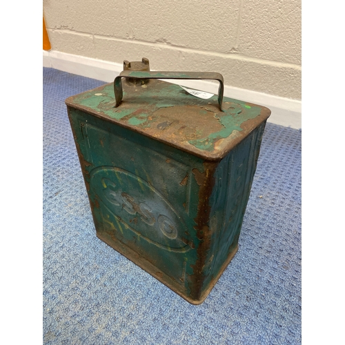 40 - Vintage Esso metal fuel tank with original brass cap