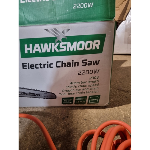 389 - New Hawksmoor electric chain saw 2200w