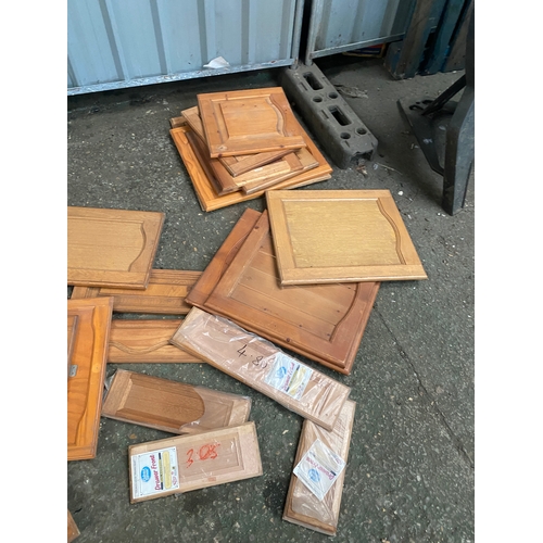 418 - Big lot of various wooden cupboard doors and fronts - most look unused