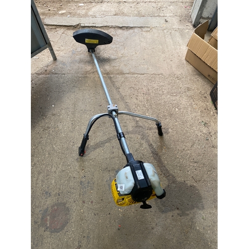 426 - Cabrio 261 petrol strimmer - untested