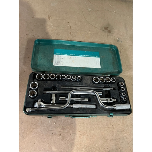 150 - 24 socket set