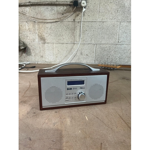 169 - DAB/FM digital radio