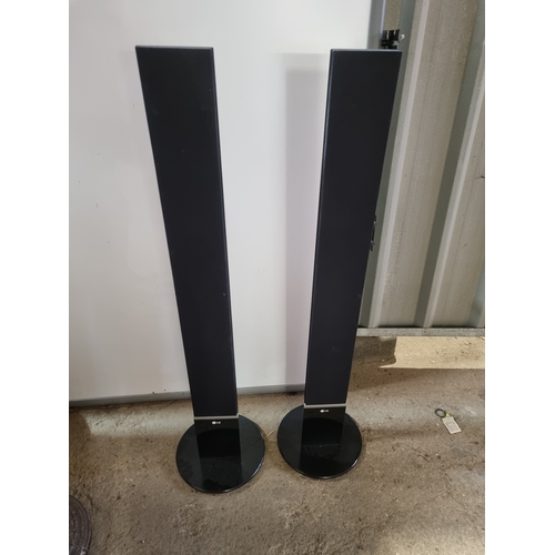 390 - Lg floor speakers