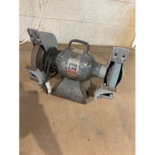 160 - Black&Decker bench grinder