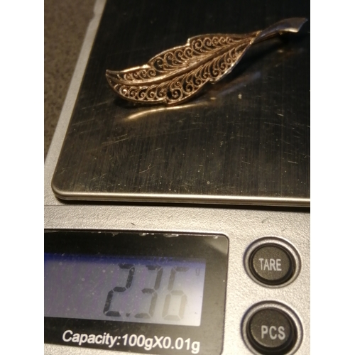 20A - Silver brooch 2.36 grams