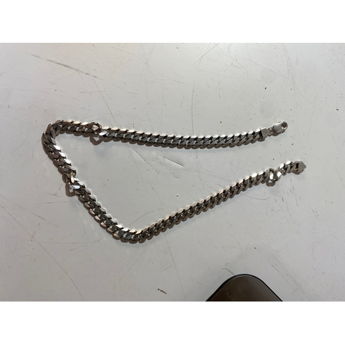 41 - Large silver chain necklace - 62g