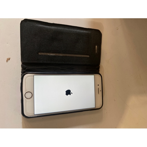 72 - Apple iPhone A1688, rose gold - reset & working