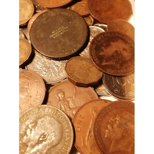 39A - Box of mixed coinage (silver noted)