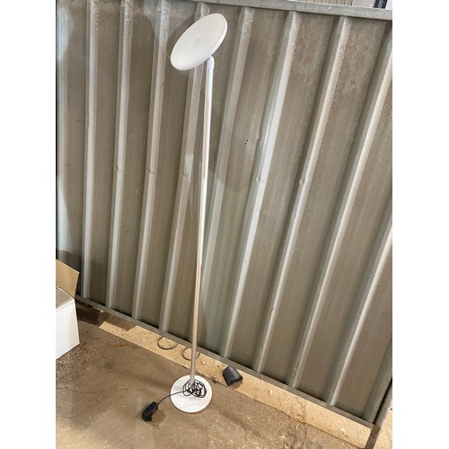 186 - Tall LED Avantica floor lamp