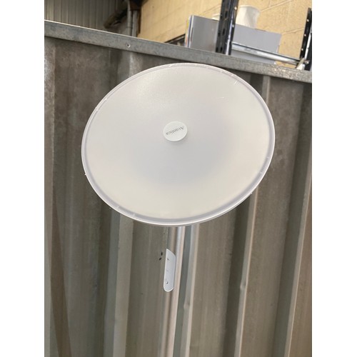 186 - Tall LED Avantica floor lamp