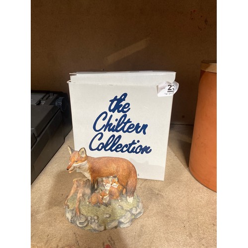 231 - the Chiltern collection endangered species  RW25 Fox family with box