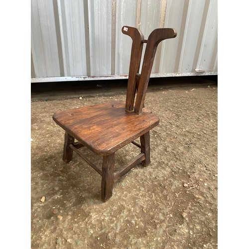 401 - Lovely oak child/doll chair seat height 23cm