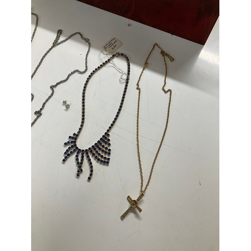 35 - Quantity of costume jewellery necklaces inc blue fringed necklace & gold coloured cross chain neckla... 