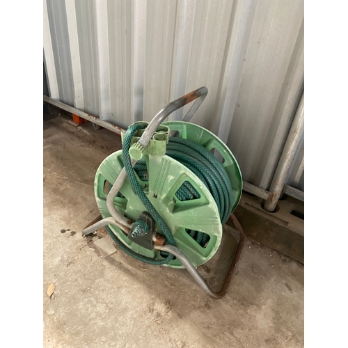 187 - Long garden hose reel