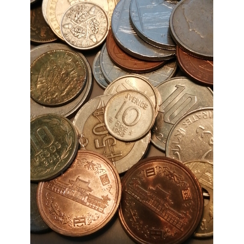 39A - Box of mixed coinage (silver noted)