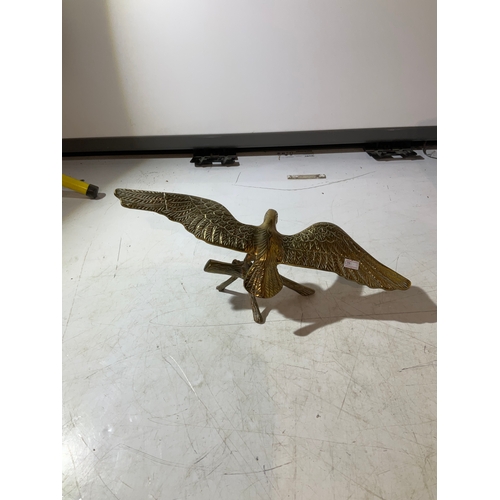 23 - Large brass eagle (just over 1Kg)