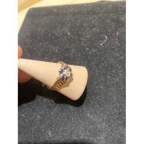 45 - Diamond & sapphire 9ct gold ring - 3.2G - size Q