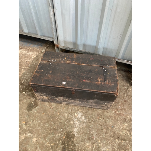 52 - Vintage wooden lift up top tool chest - 60x35cm