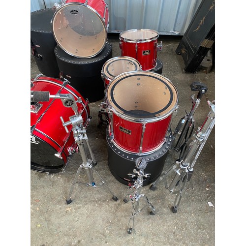 439 - Lovely red pearl export drum kit with le blond storage cases & some pedal & stands