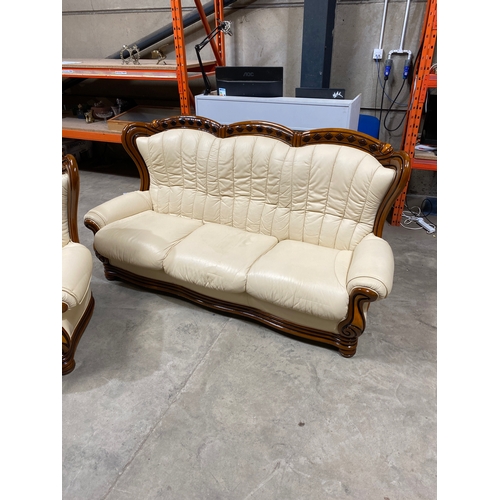 352 - Very nice & comfy Italian leather & glossy wood framed 3 seater & 2 seater sofa