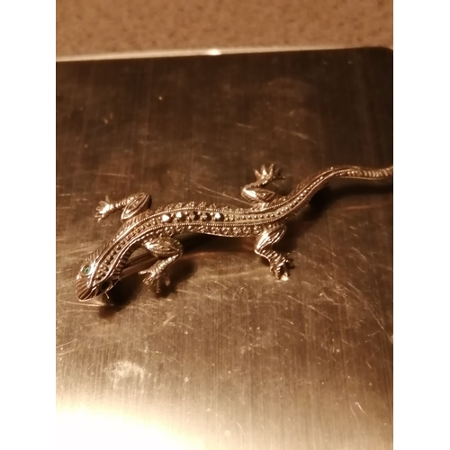 26A - Silver lizard brooch 4.10 grams