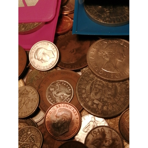 39A - Box of mixed coinage (silver and Roman coins noted)