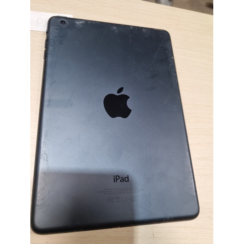 420 - Apple iPad mini 1 - reset ready for use