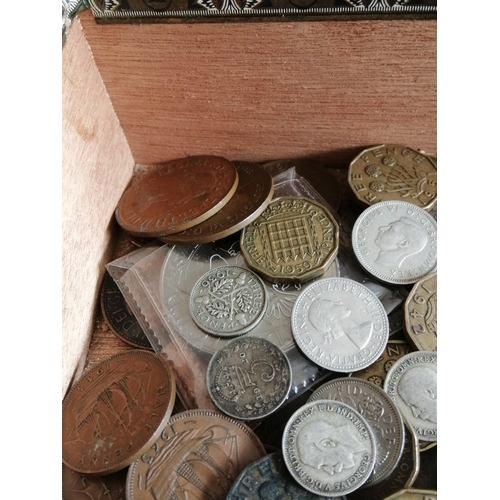 39A - Cigar box containing a large quantity of mixed English coinage