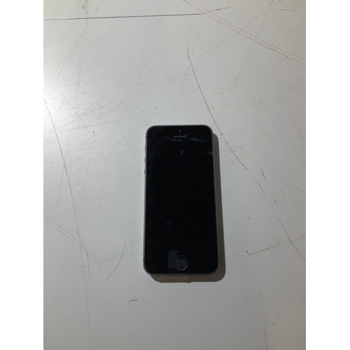 13 - Apple iPhone 5c - A1457 - locked as spares