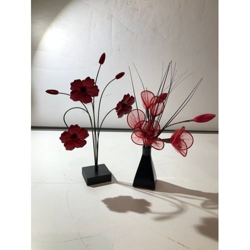 36 - 2x decorative flower displays