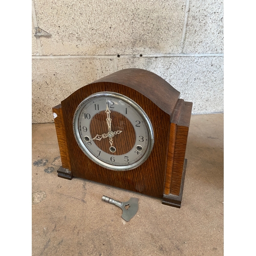 60 - Enfield English brass movement mantle clock with key