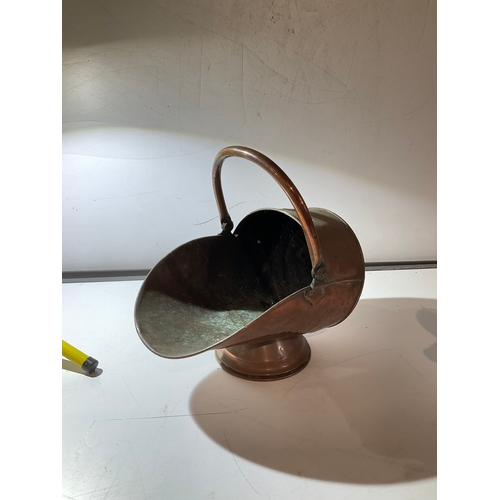 61 - Copper coal scuttle