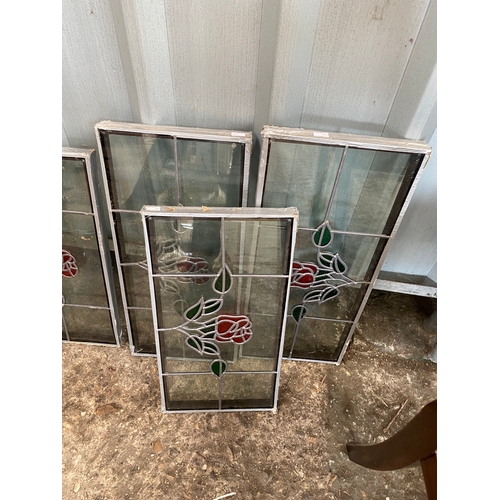 72 - 5 sets of stained glass windows depicting roses