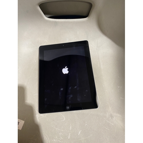 75 - Apple iPad 2 A1395 - reset ready for use