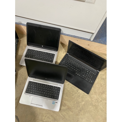 78 - Quantity of newer laptops inc toshiba i5, 2x HP i5 and more - sold as spares