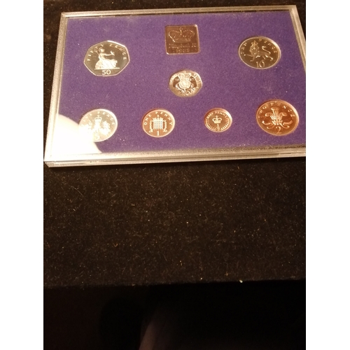 35A - 1982 proof set(7 coins)