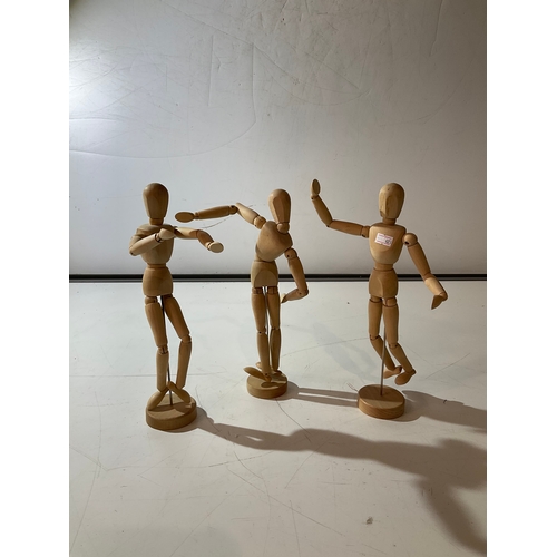 20 - 3x articulated artists models - 30cm tall