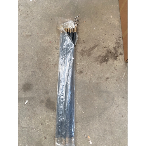 179 - Plastic & brass drainage rods
