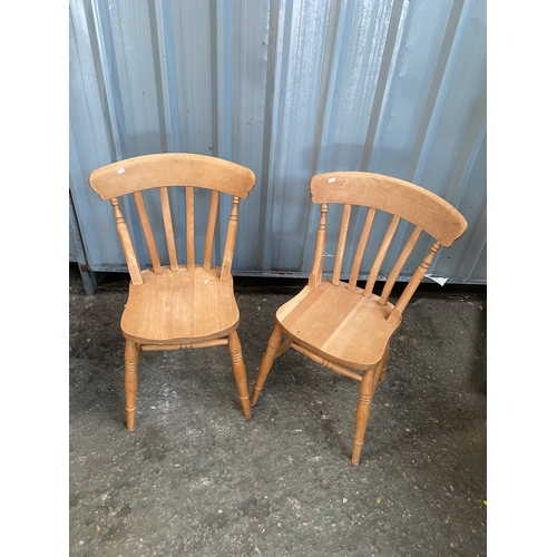183 - 2x pine dining chairs