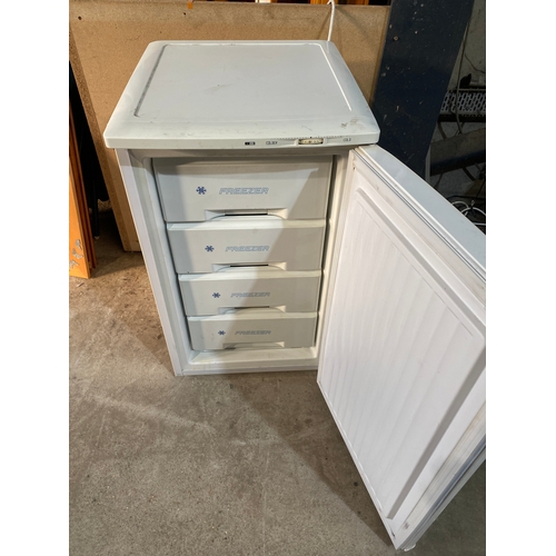 187 - Under counter freezer - working