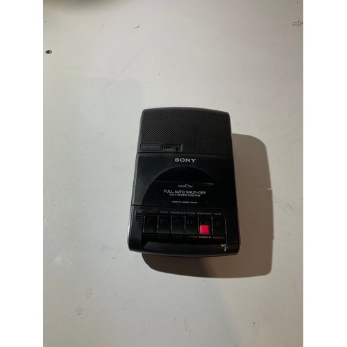 103 - Sony Cassette Tape Player - TCM-939 - working
