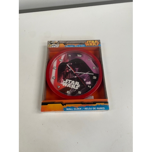 110 - Star Wars Themed Clock as new