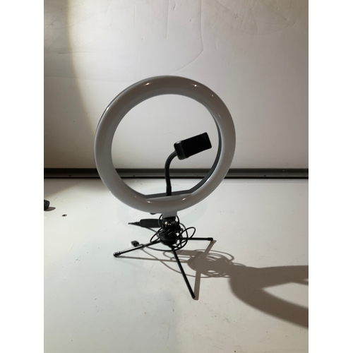 124 - Electrical Ring Light