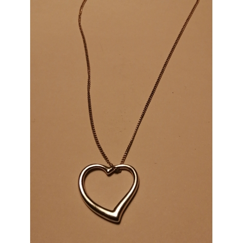 25A - Silver necklace with heart shaped pendant 4.89 grams