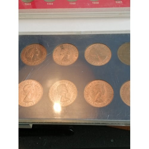 32A - 2 x coin sets Queen Elizabeth II sixpences 1953 to 1967 (complete) and Queen Elizabeth II pennies 19... 