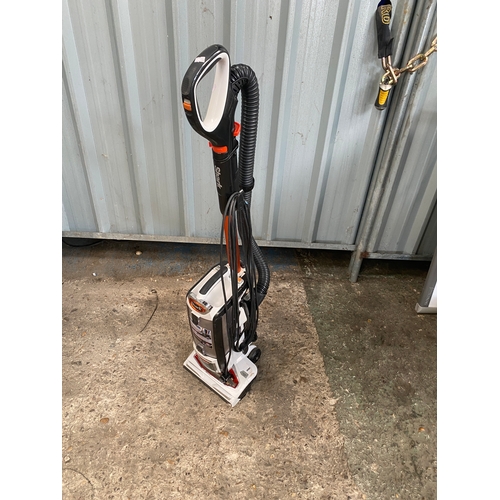 161 - Shark vacuum cleaner - NV8011UK 40 - working order