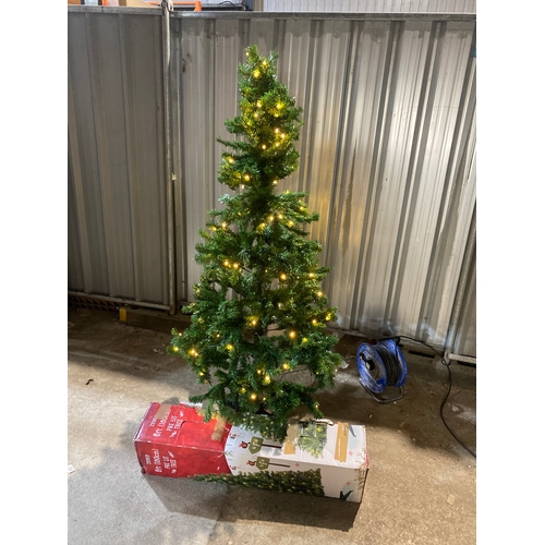 181A - 6ft pre lit artificial Christmas tree