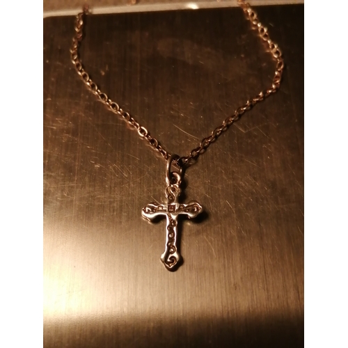 20A - Silver necklace with crucifix pendant 1.67 grams