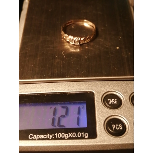 28A - 9ct gold ring 1.21 grams Size P