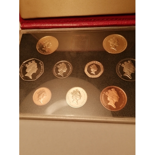 37A - 1989 proof set Includes 2 x 2 pounds coins (Bill and Claim of rights) in red deluxe case (9 coins)